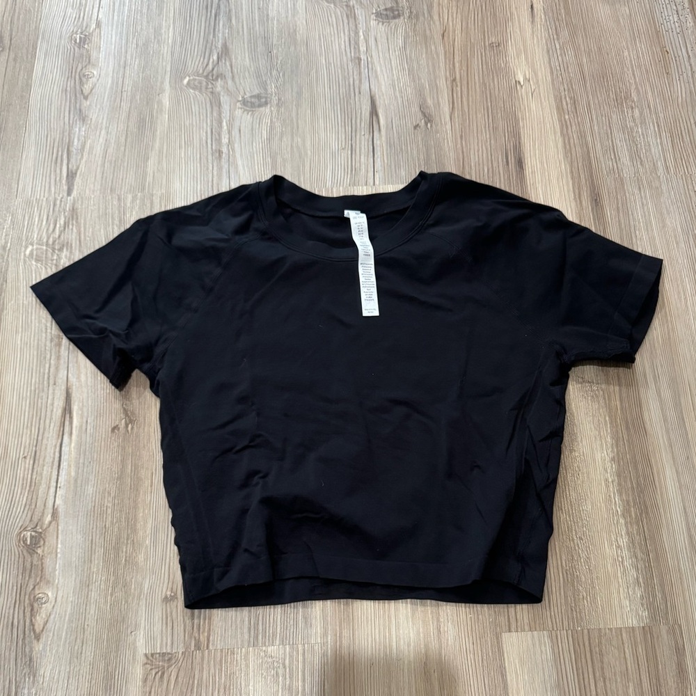 CRZ YOGA - NEVER WORN Black Crop T